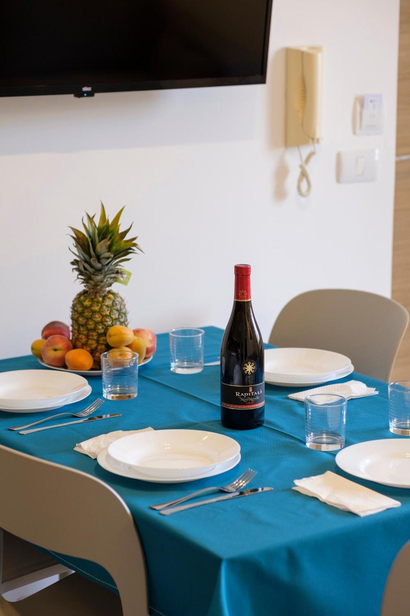 Magico Apartments - 450M Dalla Spiaggia Capo d'Orlando Ngoại thất bức ảnh
