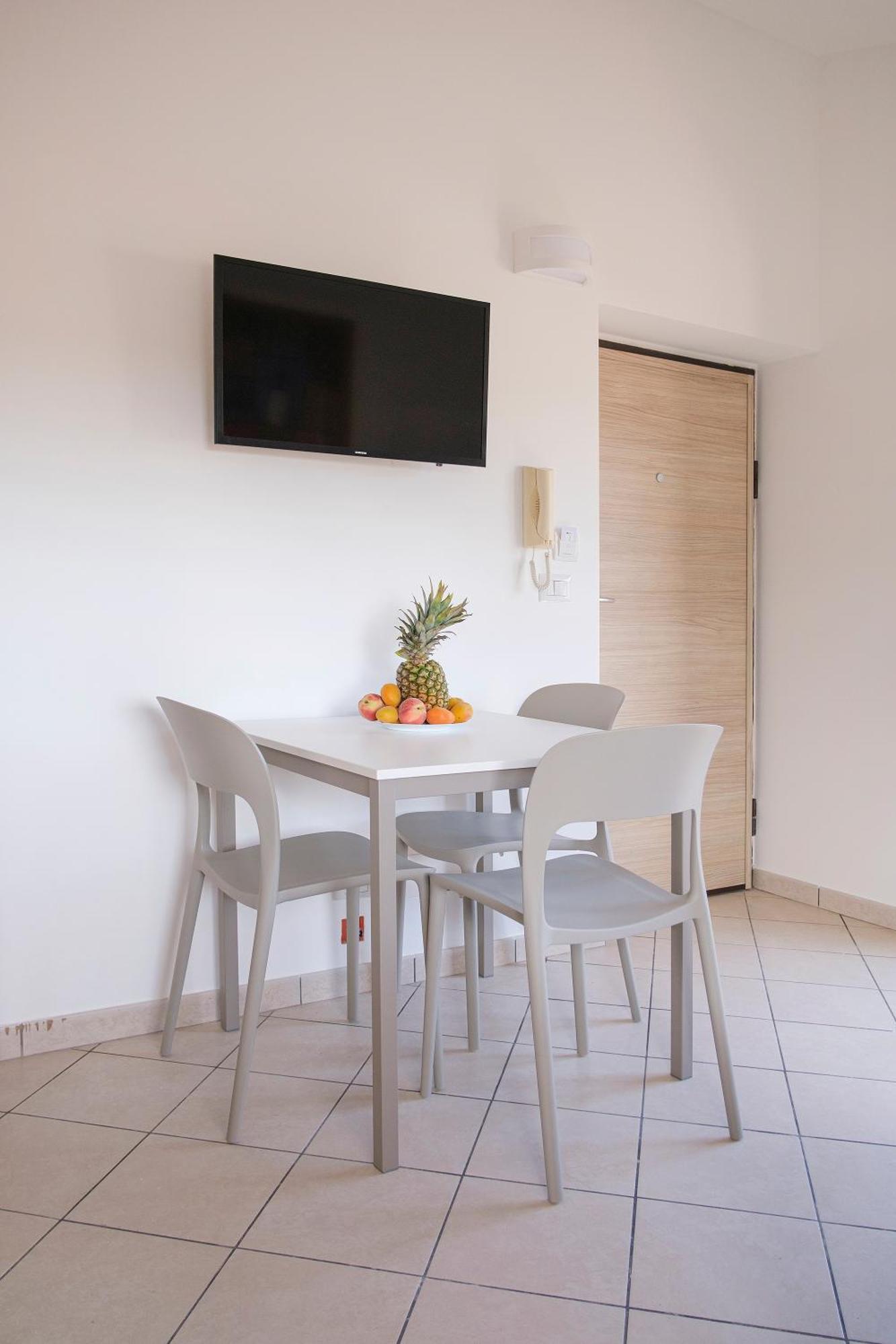 Magico Apartments - 450M Dalla Spiaggia Capo d'Orlando Ngoại thất bức ảnh