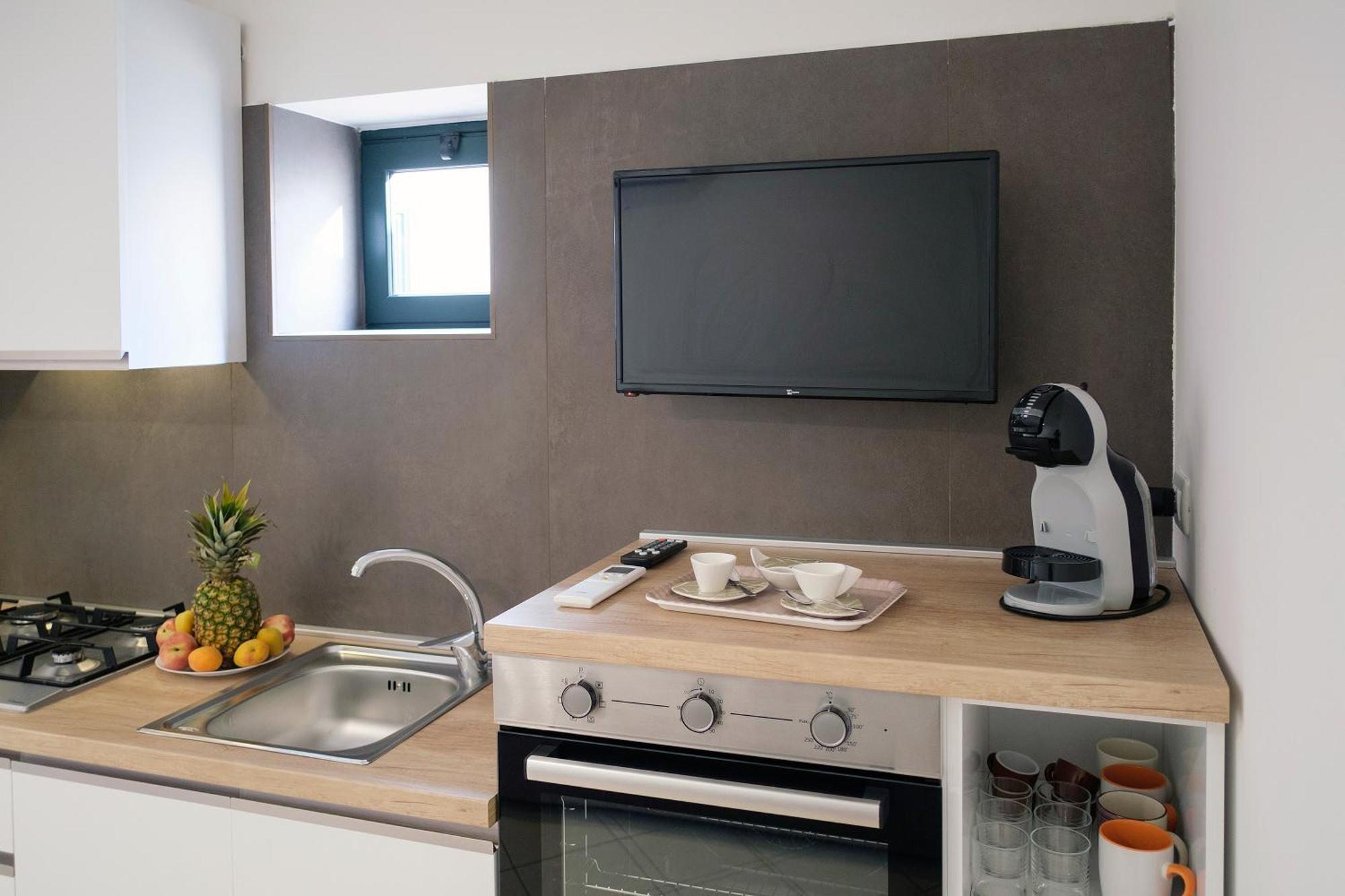 Magico Apartments - 450M Dalla Spiaggia Capo d'Orlando Ngoại thất bức ảnh