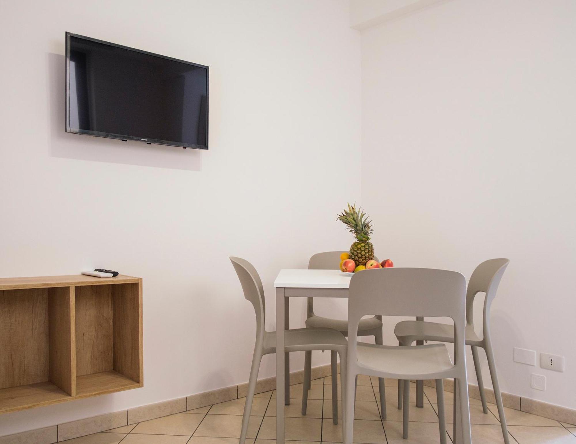 Magico Apartments - 450M Dalla Spiaggia Capo d'Orlando Ngoại thất bức ảnh